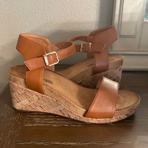 Dream Pairs Tan Wedges